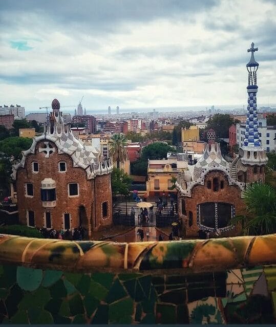 Vue panoramique de Barcelone à découvrir en famille